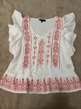 Sanctuary White Top with Coral Embroidery and Flutter Sleeves